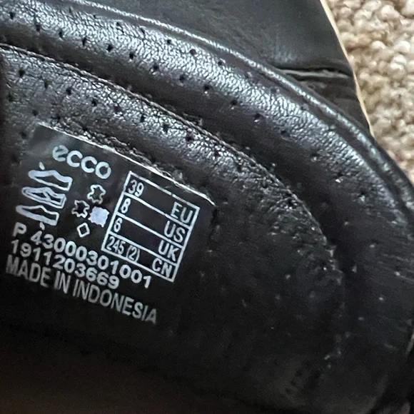 ECCO Soft 7 Women’s Black Leather Lace Up Sneakers Size 8 - Picture 16 of 16